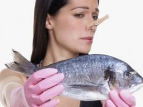 Как избавиться от запаха рыбы на кухне