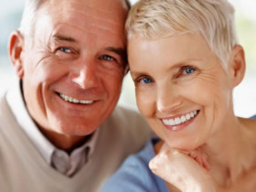 Бесплатные услуги пенсионерам в стоматологии - список по ОМС