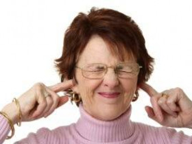 О каких смертельно опасных заболеваниях сигнализирует шум в ушах