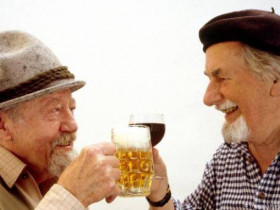 Польза и вред алкоголя в пожилом возрасте