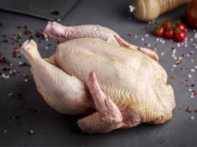 Что обязательно надо сделать с курицей перед готовкой