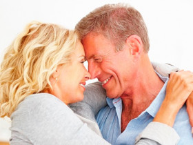 7 способов сохранить любовь после 50 лет