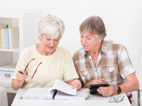 8 вакансий, где могут работать пенсионеры: как найти работодателя