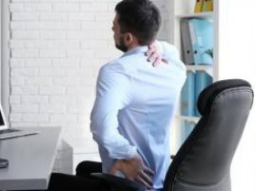 12 способов предотвратить боли от работы за столом