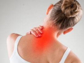 7 способов снять боль в шее