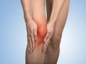Как справиться с внезапной болью в колене