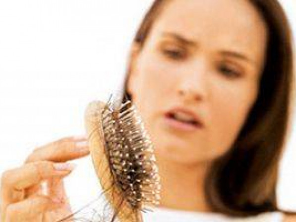 5 причин, приводящих к выпадению волос