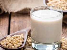 7 полезных свойств соевого молока